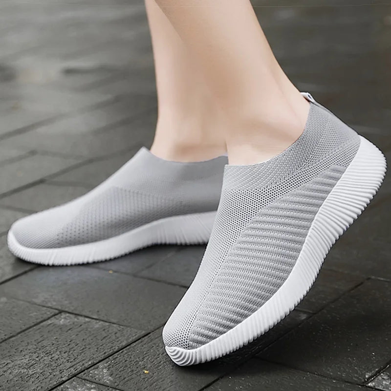 Tênis Feminino de malha sem cadarço - Academia / Caminhada