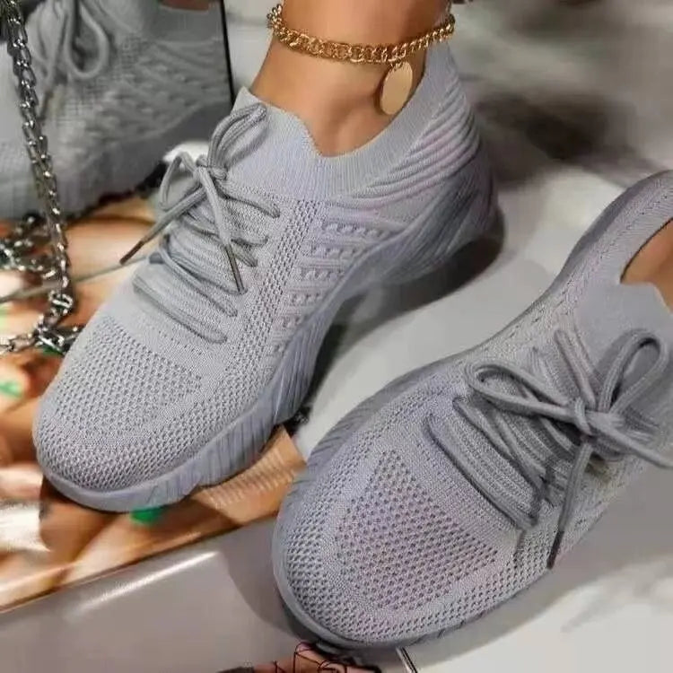 Tênis feminino de malha respirável
