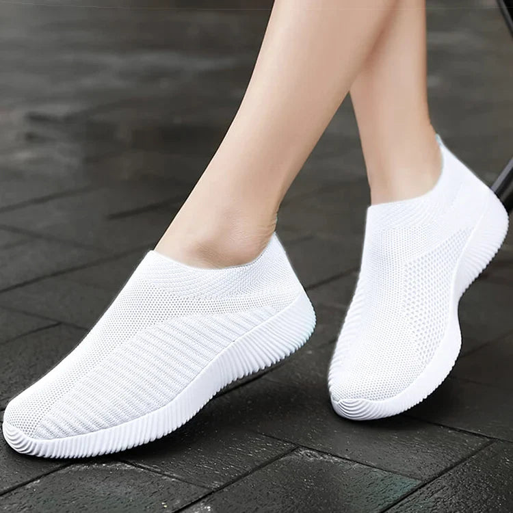 Tênis Feminino de malha sem cadarço - Academia / Caminhada